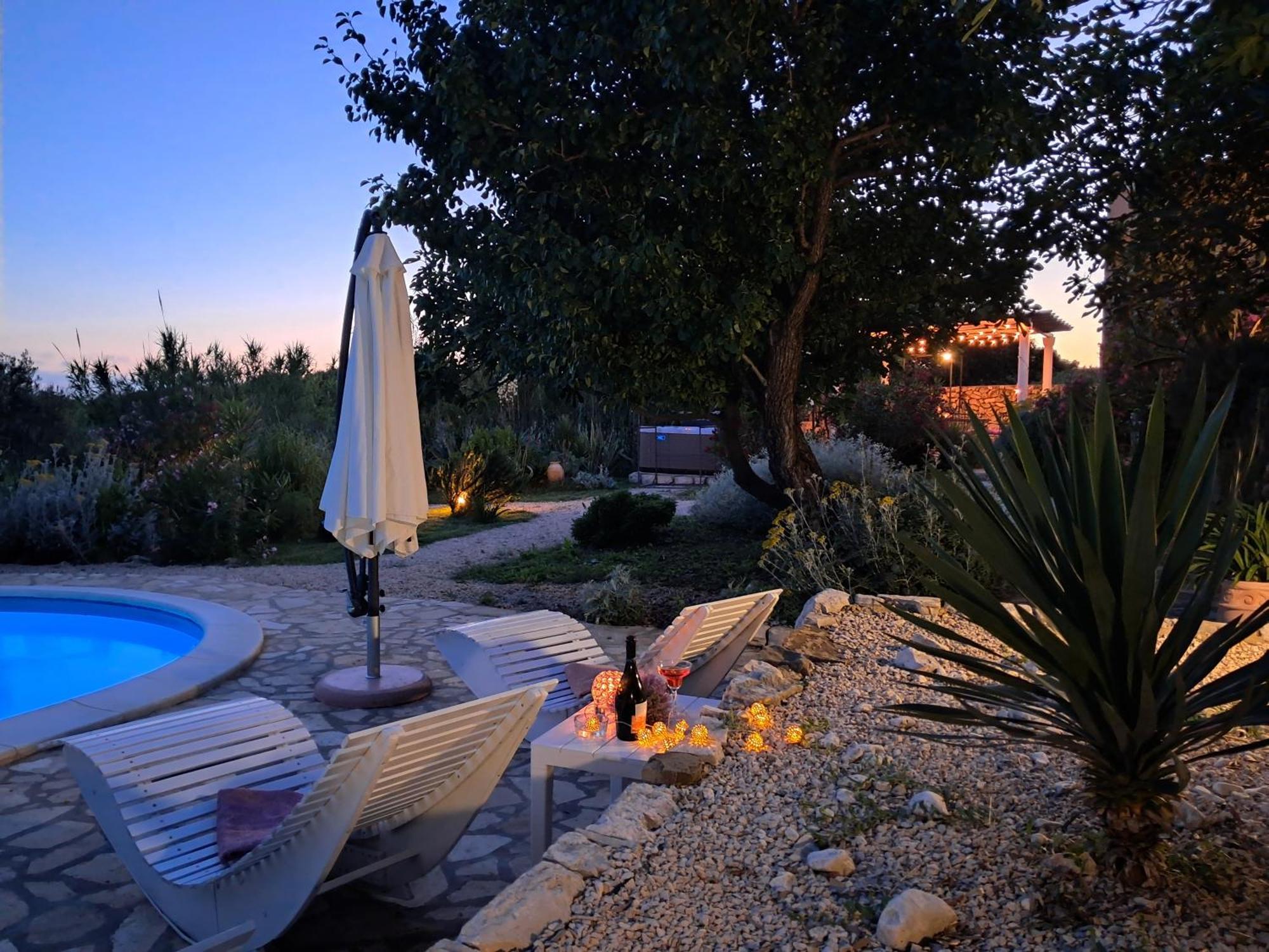 Villa Cesarica Novalja Exterior photo